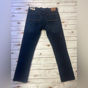 Abercrombie & Fitch Slim Straight Jeans